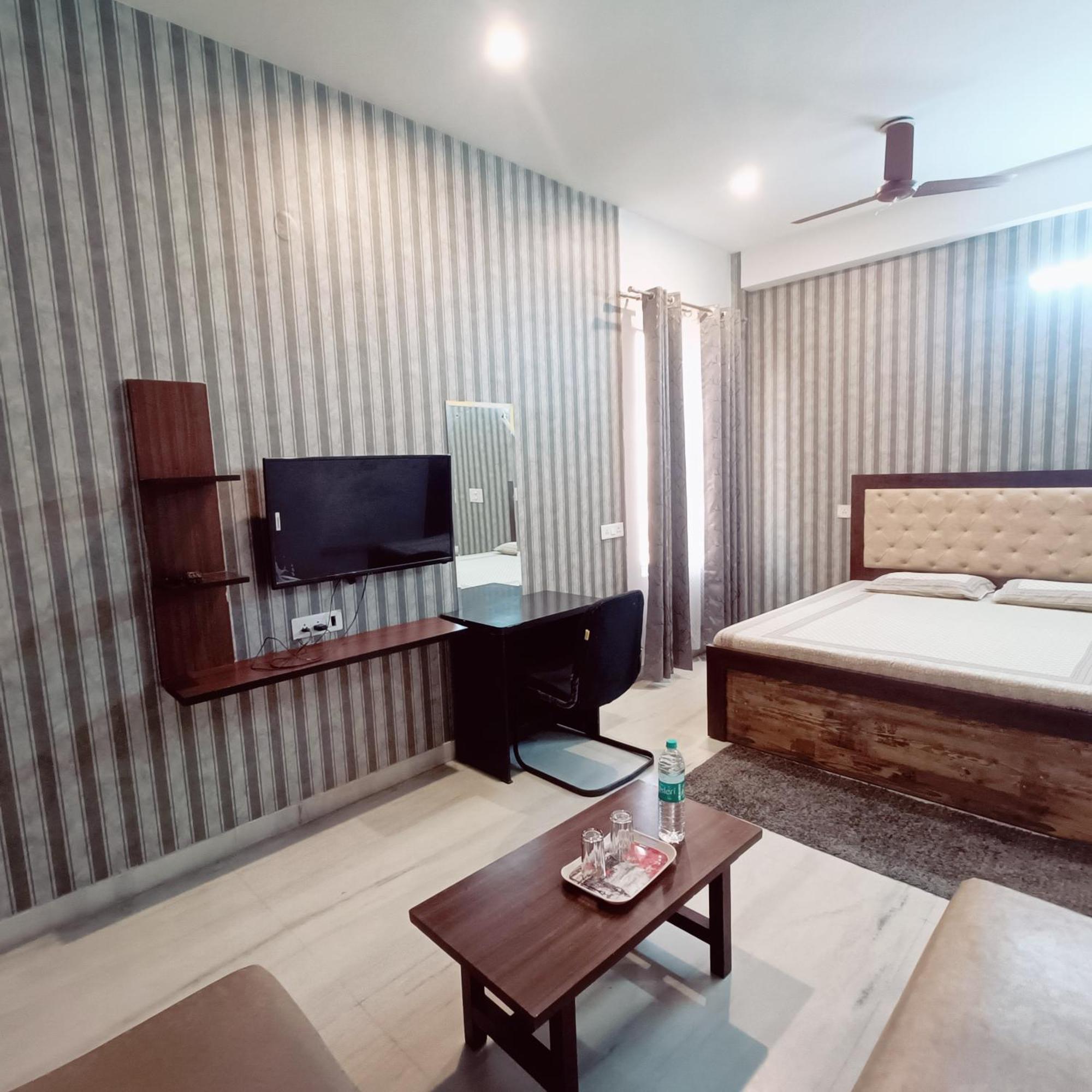 Appartement Mi Casa Sector 47 à Gurgaon Extérieur photo